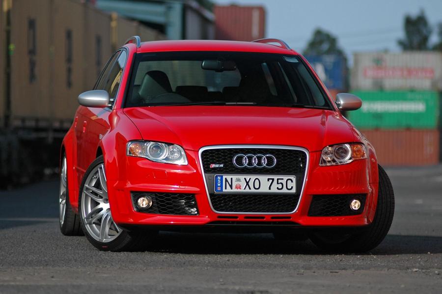  Audi RS4 Avant (B7, 8E) 2006 года  (AU) (фото 6 из 14)